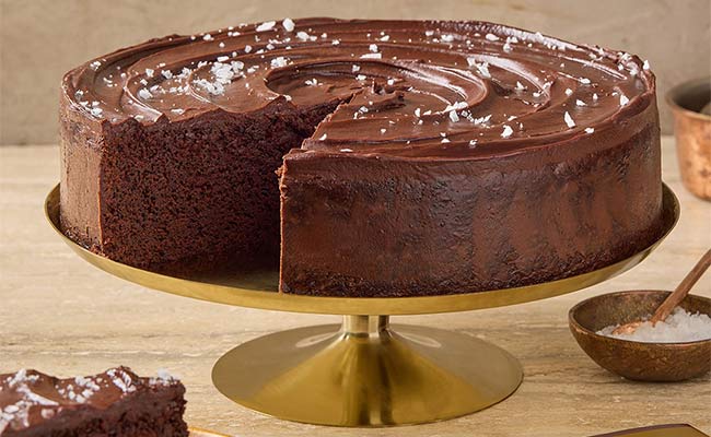 Classic Chocolate Cake - Birthday Cakes in Bangalore