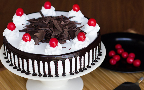 Black Forest Cake for Celebrating Birthday Black Forest Cake for Celebrating Birthday