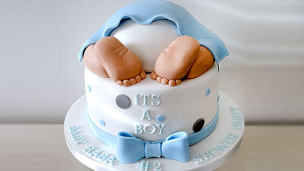  Celebration of Baby Shower with a Beautiful Cake