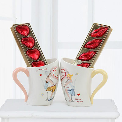 Couple Mugs as LDR Valentine Gift that will remind your partner about yourself with every sip of his Coffee