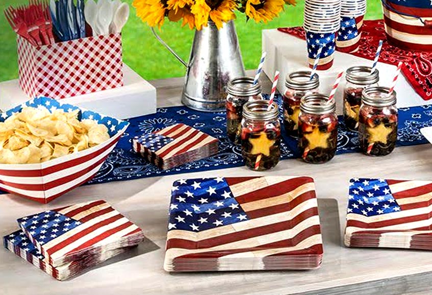 Opt For Disposable Items on New Year Party Opt For Disposable Items on New Year Party
