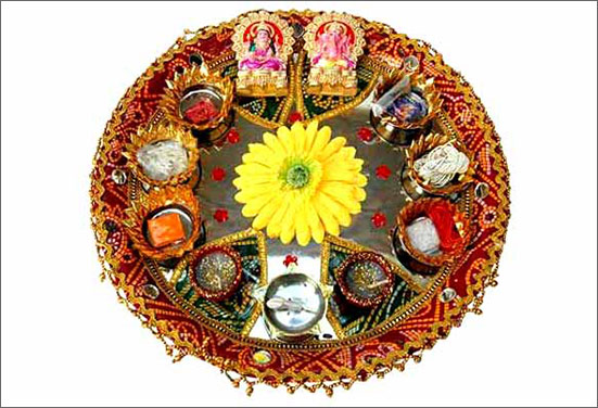 Silver Rakhi thali decoration Silver Rakhi thali decoration