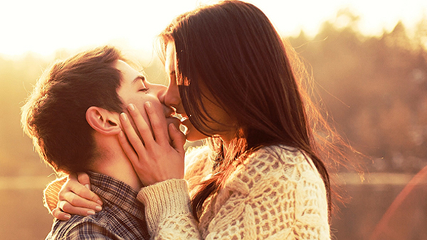 Bite & Nibble Kiss Bite & Nibble Kiss