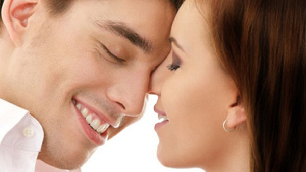 Try Butterfly Kiss on Kiss Your Mate Day Try Butterfly Kiss on Kiss Your Mate Day