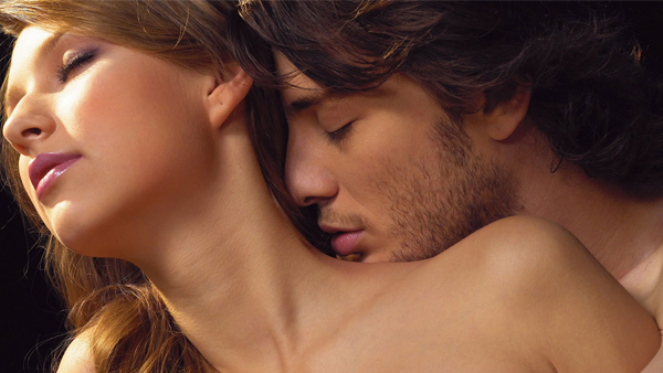 Leave a Mark Kiss on Your Mate's Face Leave a Mark Kiss on Your Mate's Face