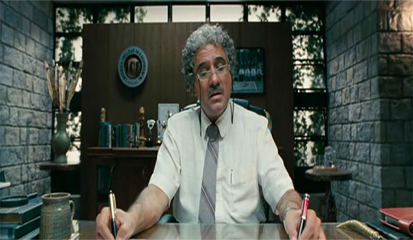 Boman Irani in 3 Idiots - A perfect example of a Over Timer Teache Boman Irani in 3 Idiots - A perfect example of a Over Timer Teache